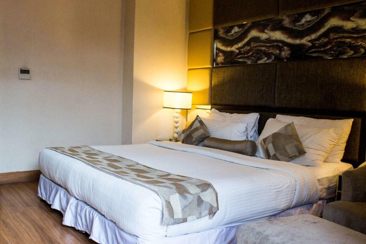 Palm Spring A Boutique Hotel New Delhi Ngoại thất bức ảnh
